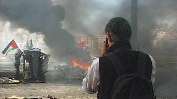 Szene aus dem Schweizer Dokumentarfilm "War Photographer" von Christian Frei mit James Nachtwey.