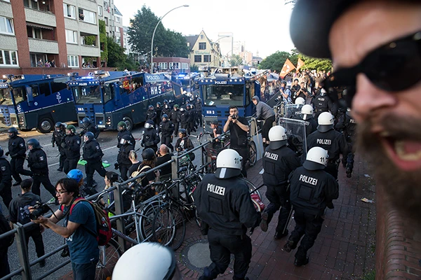Welcome to Hell @ Hamburg G20.