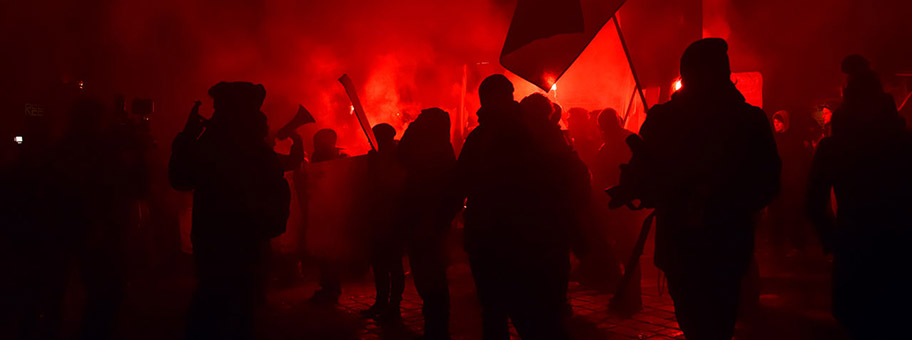 AntiAkademikerballDemo der Offensive gegen Rechts am 30.