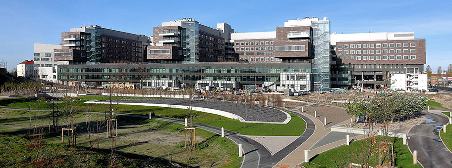 Südansicht des Krankenhauses Nord im 21. Wiener Gemeindebezirk Floridsdorf.