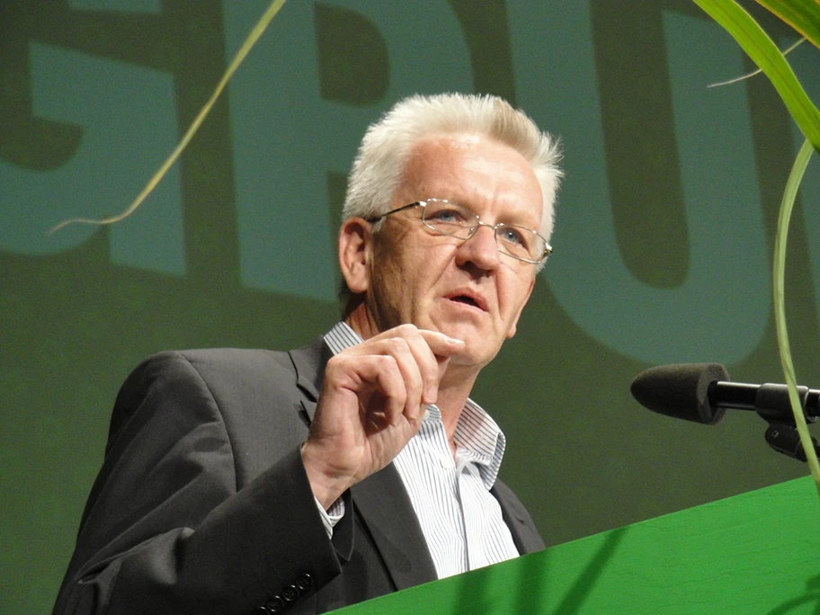 Winfried Kretschmann ist seit dem 12. Mai 2011 neunter Ministerpräsident von Baden-Württemberg. Kretschmann ist der erste von Bündnis 90