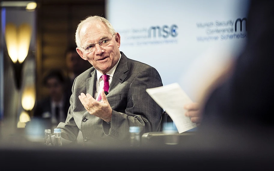 Finanzminister Wolfgang Schäuble (CDU) spricht sich seit längerem für die Gründung eines Europäischen Währungsfonds (EWF) nach dem Vorbild des IWF aus.