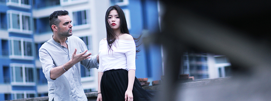 Die chinesische Filmschauspielerin Xia Ruihong bei einem Foto-Shooting.