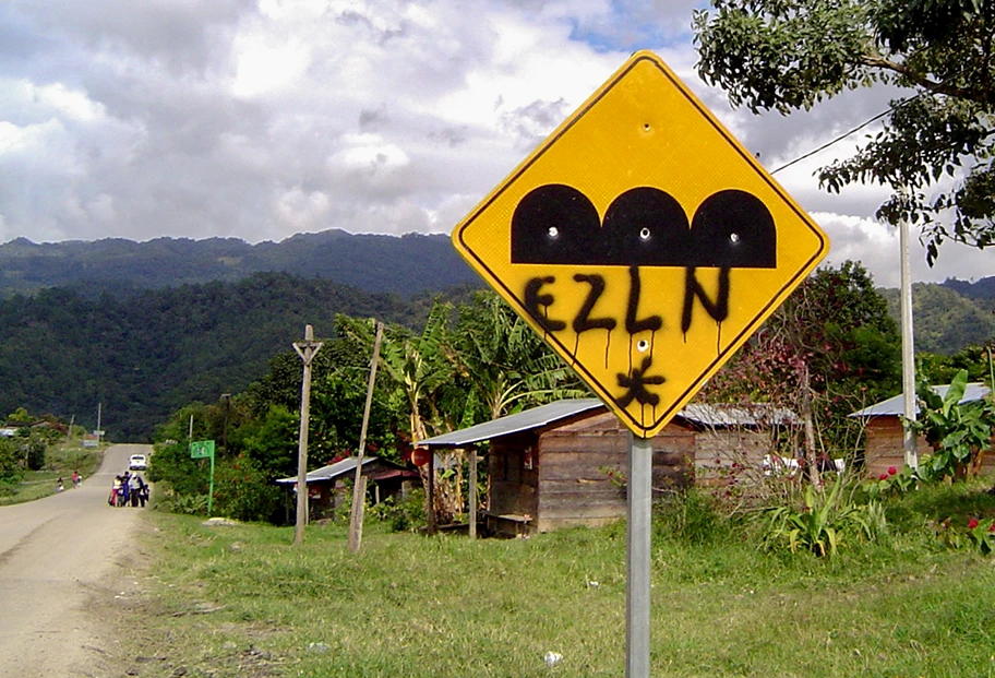 Zapatisten (EZLN) Graffiti in Chiapas, Mexiko