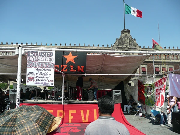Zapatista Stand in Zocalo, Mexiko.