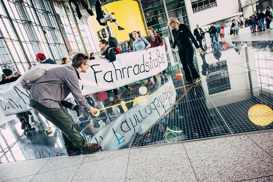 Globus-Besetzung in der VW-Zentrale von Wolfsburg, August 2019.