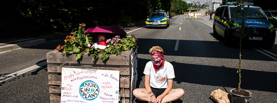 TKKG-Aktion auf der B404 in Kiel, August 2020.