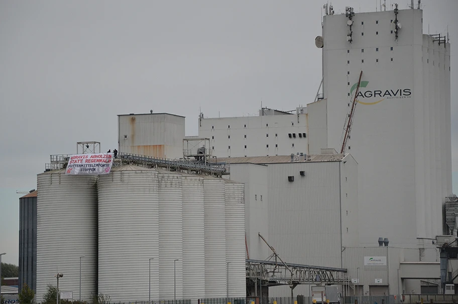 Aktion bei „Agravis“ in Oldenburg, 3. Oktober 2025.