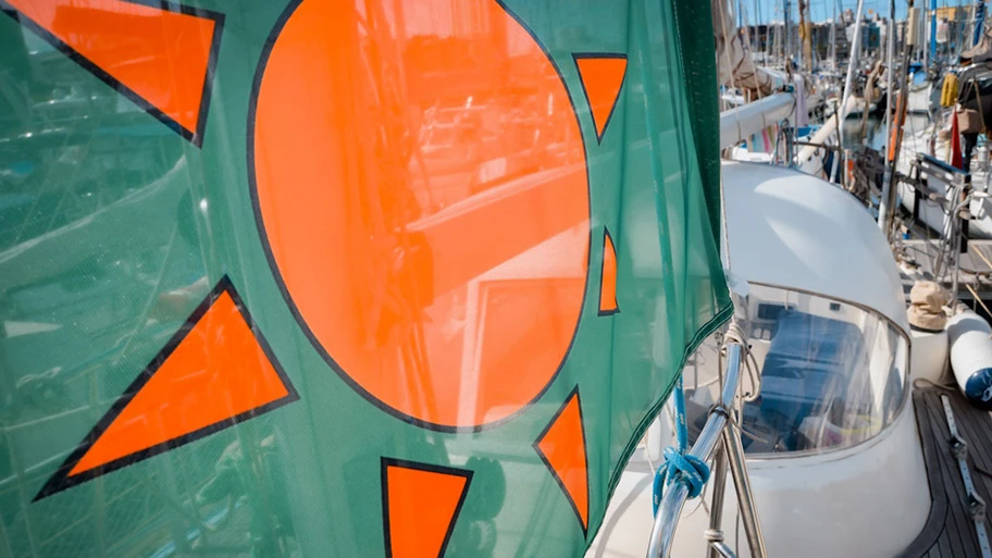CompassCollective: BoatSpotting im Mittelmeer