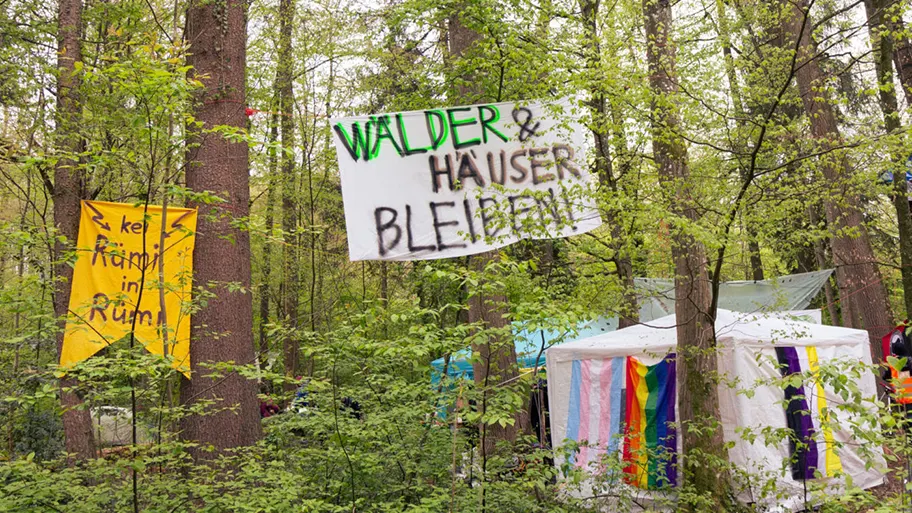 Waldbesetzung in Rümlang, April 2023.