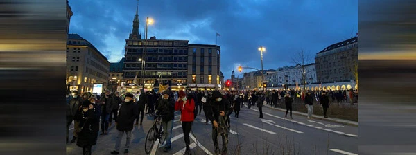 „Gegen Impfpflicht"-Demo in Hamburg, 8. Januar 2021.