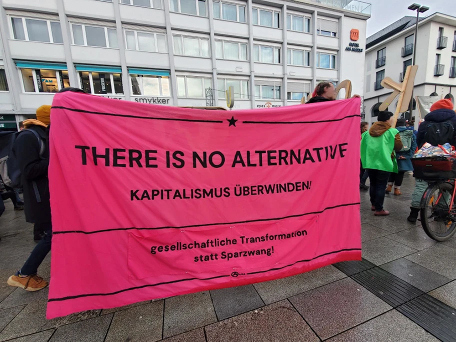 Demonstration gegen die Sparmaßnahmen der Stadt Karlsruhe, 6. Dezember 2025