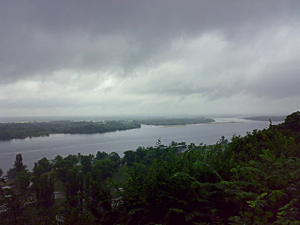 Der Dnjepr bei Kaniw in der Ukraine, Hauptschauplatz des Films.