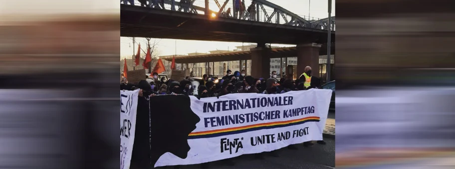 Demo zum internationalen feministischen Kampftag 2022 in Freiburg.