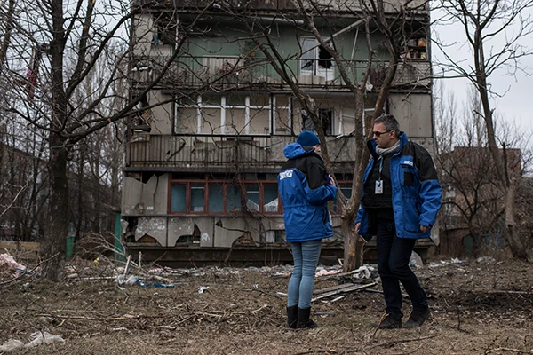 Zerstörtes Wohnhaus in der Ostukraine, März 2015.