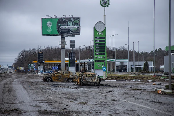 Zerstörte Tankstelle in Bucha bei Kiev, April 2022.