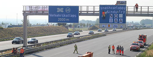 Zu Beginn der IAA blockieren Aktivist:innen von Aktion Autofrei Autobahnen um München an 5 verschiedenen Punkten.