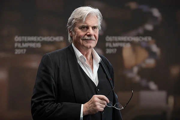 Peter Simonischek beim Österreichischen Filmpreis 2017 (Festsaal des Rathauses in Wien, Österreich).