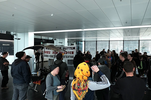 Im Foyer des Sulzer-Hochhauses, 12. März 2026.