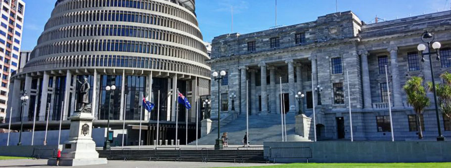 Im neuseeländischen Parlament gab es nur 14 Gegenstimmen gegen das neue Gesetz.