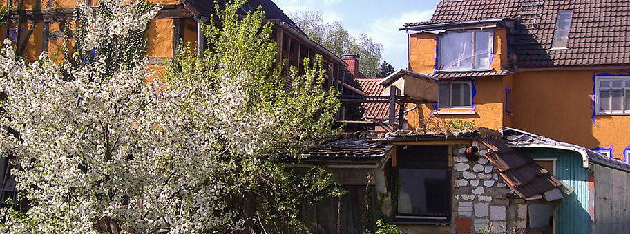 Die Projektwerkstatt in Saasen an der Ludwigstr. 11.