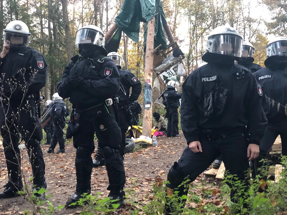 Unfall im Dannenröder Forst bei der Räumung durch die Polzei, 14. November 2020.