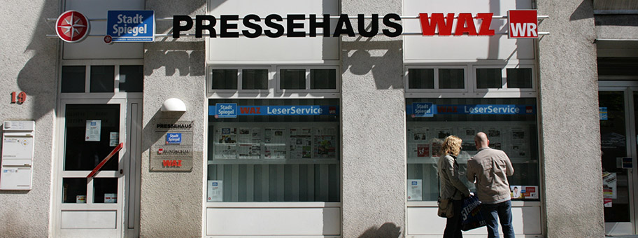 Grosse Weilstrasse in Hattingen mit dem Pressehaus der Westdeutschen Allgemeinen.