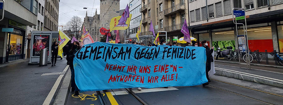 Schweiz: Demo gegen Femizide